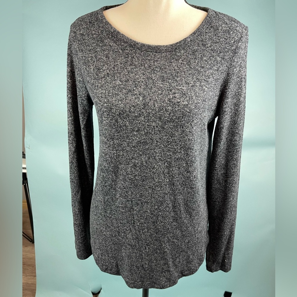 Black heather sweater long sleeved shirt